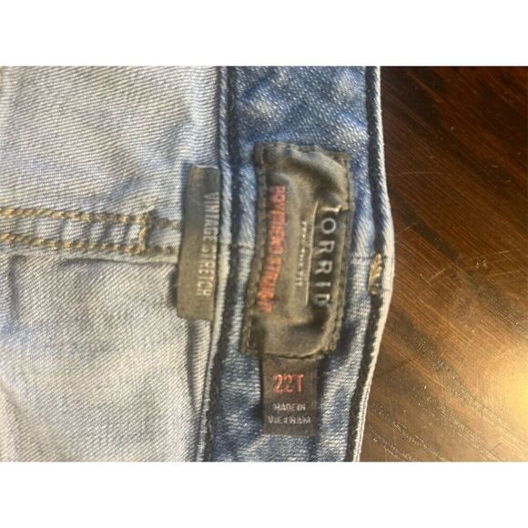 Torrid Boyfriend Straight Distressed  High Rise Stretch Plus Size Jeans 22T - Picture 3 of 7